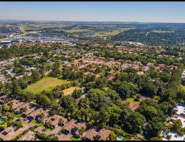 LAND FOR SALE IN FOURWAYS